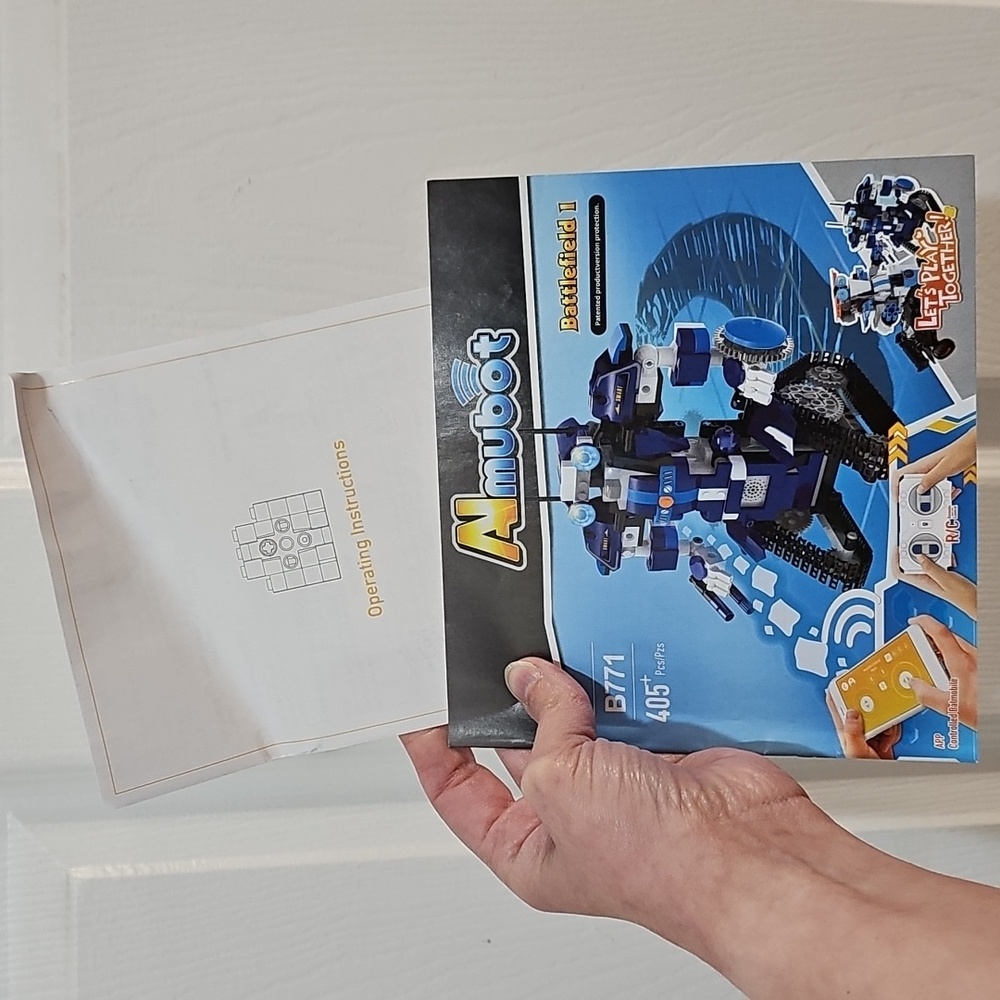 Robot Building Kit With Remote Control Blue EUC - Picture 6 of 9